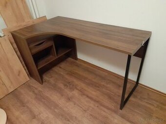 Psací / pracovní / studentský / výtvarný / umělecký stůl