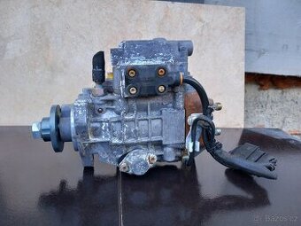 Vstřikovací čerpadlo Bosch 038 130 107B