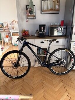 Karbonové kolo GIAN Advenced XTC  27.5.