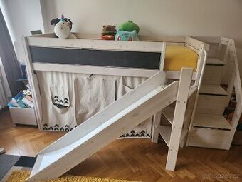 Dětský pokoj LIFETIME – masiv, mořená bílá