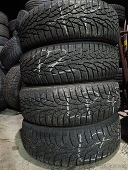 15´´ Zimni Toyota Yaris 175/65 R15 4x100 TPMS