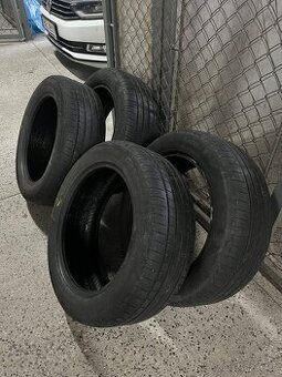 Letní pneu Pirelli 215/55/17 - 1