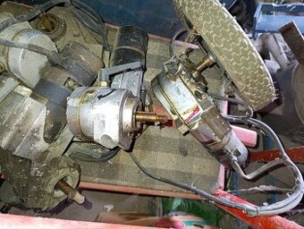 Motor z převodovkou invalidní vozík.