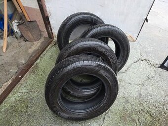 Zánovní letní pneu KUMHO ECOWING 185/65 R15 88H