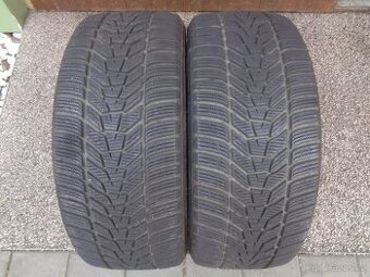 Zimní pneu 235/45/18 R18 Hankook