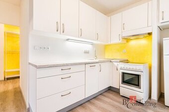 Pronájem, byty/2+1, 53 m2, Komenského náměstí 335, 68401 Sla