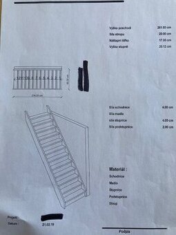 Dřevěné schodiště