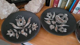 2 kameninové talíře