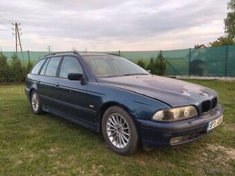 E39 523i Touring