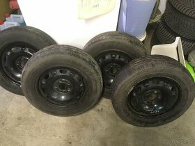 Kola Fabia 1, R14 s pneu + poklice - 1
