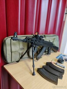 AK-47 tactical