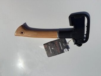Sekera Fiskars Norden N7