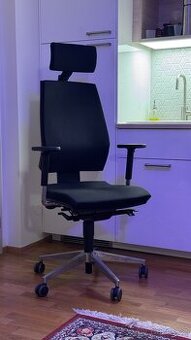 Ergonomická kancelářská židle LD-Seating pro vyšší lidi