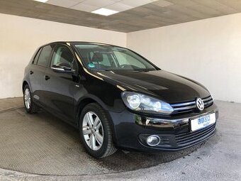 VOLKSWAGEN GOLF 1,2 TSI