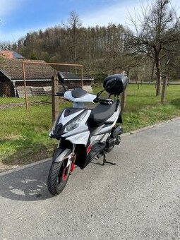 Skutr Maxon Ardour 125 + helma + plachta + řetěz