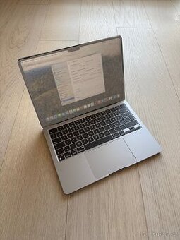 NOVÝ APPLE MACBOOK AIR 13.6” M3/256GB/8GB/BATERIE 100%