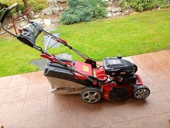 Motorová sekačka Hecht
