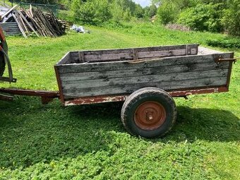 Kára jednoosá za traktor