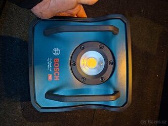Aku leflektor Bosch Professional GLI 18V-4000 C