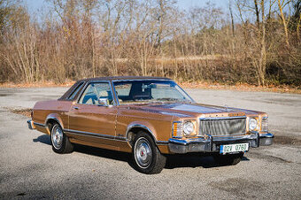 Mercury Monarch Ghia V8 1975 2-Door