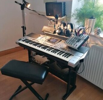 Komplet vše viz foto / 18000 Kč