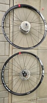 zapletena kola Fulcrum Racing 900