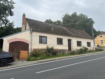 🏡 Prodej dvou rodinných domů s dvorkem a garážemi – Skočice