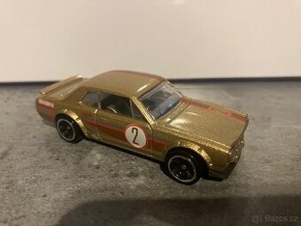 Hot Wheels Nissan Skyline 2000GT-X