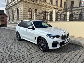 BMW X5 xDrive 30d, 2021, 116 tis km,210 Kw
