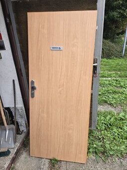 Vchodové protipožární dveře 197 X 90