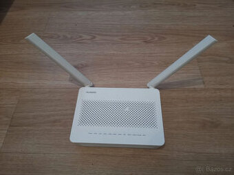 Optický router Huawei EG8145V5 GPON 4x RJ45 1Gb/s, 2,4-5 GHz