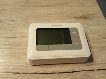 Termostat Honeywell T4 (T4H110A1081) 4ks Nove