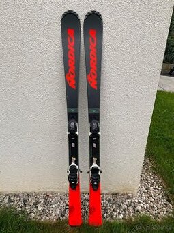 Dětské Lyže Nordica140 cm  + boty 37 pro dívku