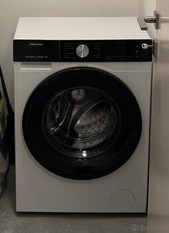 Pračka Hisense WF3S7021BW bílá