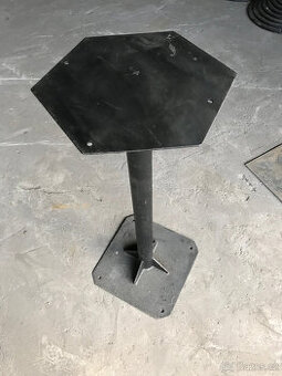 Stolová podnož osmihran