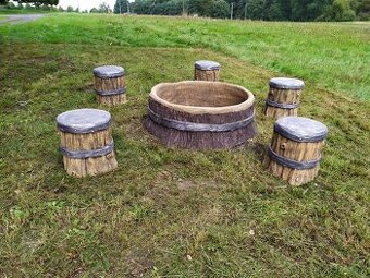 Betonové ohniště s posezením