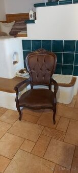 STARÉ  ZÁMECKÉ  KŘESLO