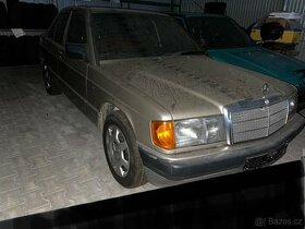 Mercedes Benz 190 E
