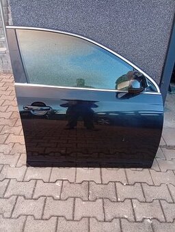 Prodám 4x ustrojené dveře na Volkswagen golf 5 , variant