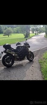 Triumph speed triple