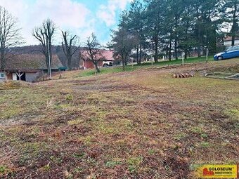 Braníškov, stavební parcela,1 184 m2, stavební projekt, sítě