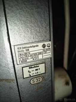 Šicí stroj overlock