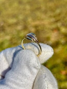 Zlatý prsten  2,04g