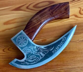 🪓ručně kovaná vikingská sekera SKULL s koženým pouzdrem