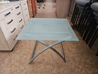 KONFERENČNÍ STOLEK - SKLO