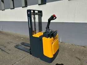 Vysokozdvižný vozík ruční Jungheinrich s přízdvihem 2t