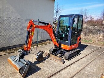 minibagr Kubota KX 016-4