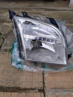 Prodám přední levé světlo Ford Fusion 02-05