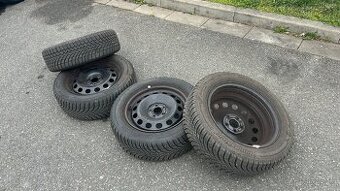 Plechové disky 6Jx16 ET35 včetně zimních pneu 195/60/R16
