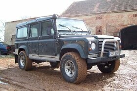 Land Rover Defender - rozprodám na náhradní díly